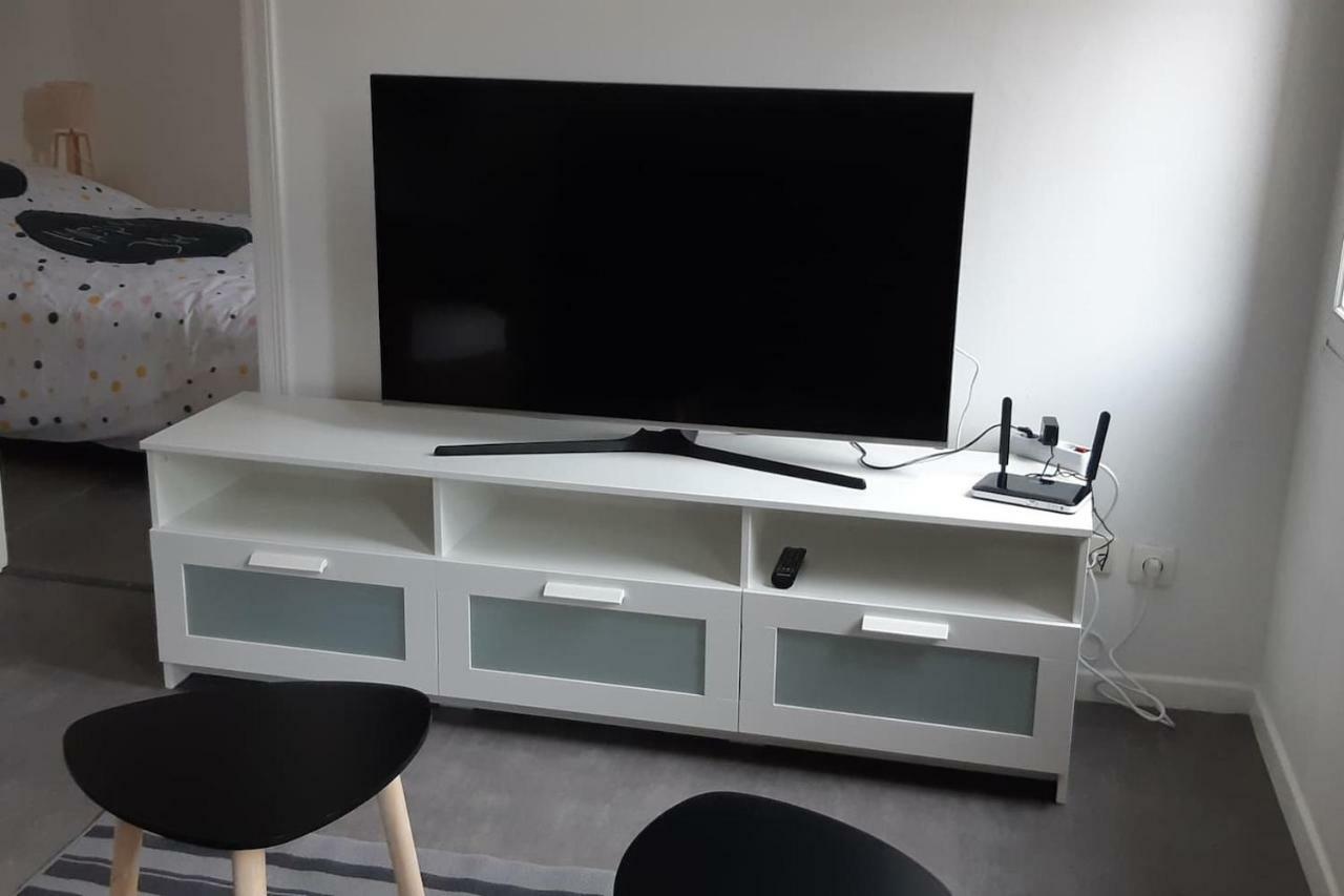 Elbeuf Etage 1 Sweet Home Netflix Wifi Екстер'єр фото